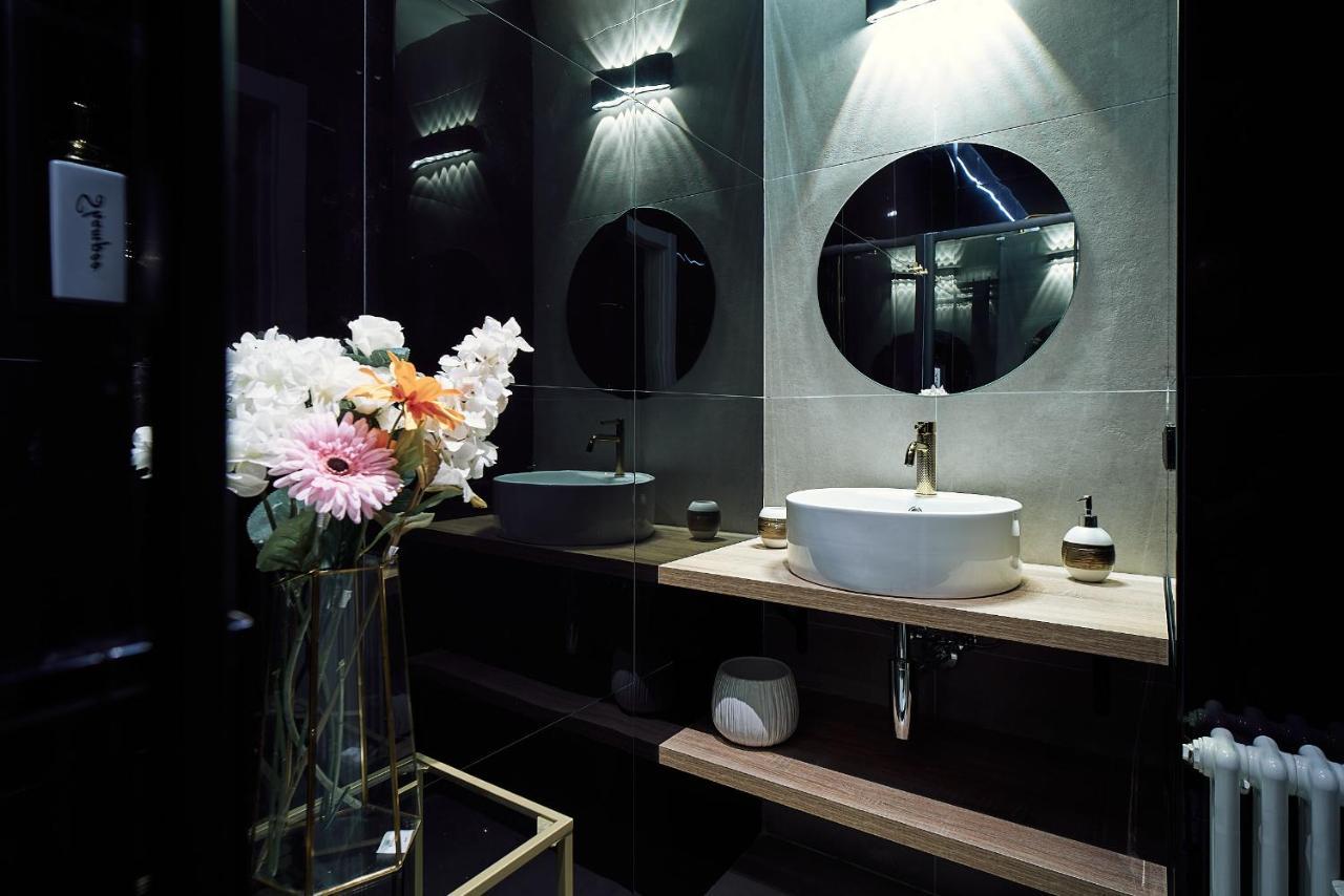 Chiclife - Lilienblum Chic Borgo Santa Caterina Apartment Bergamo Ngoại thất bức ảnh