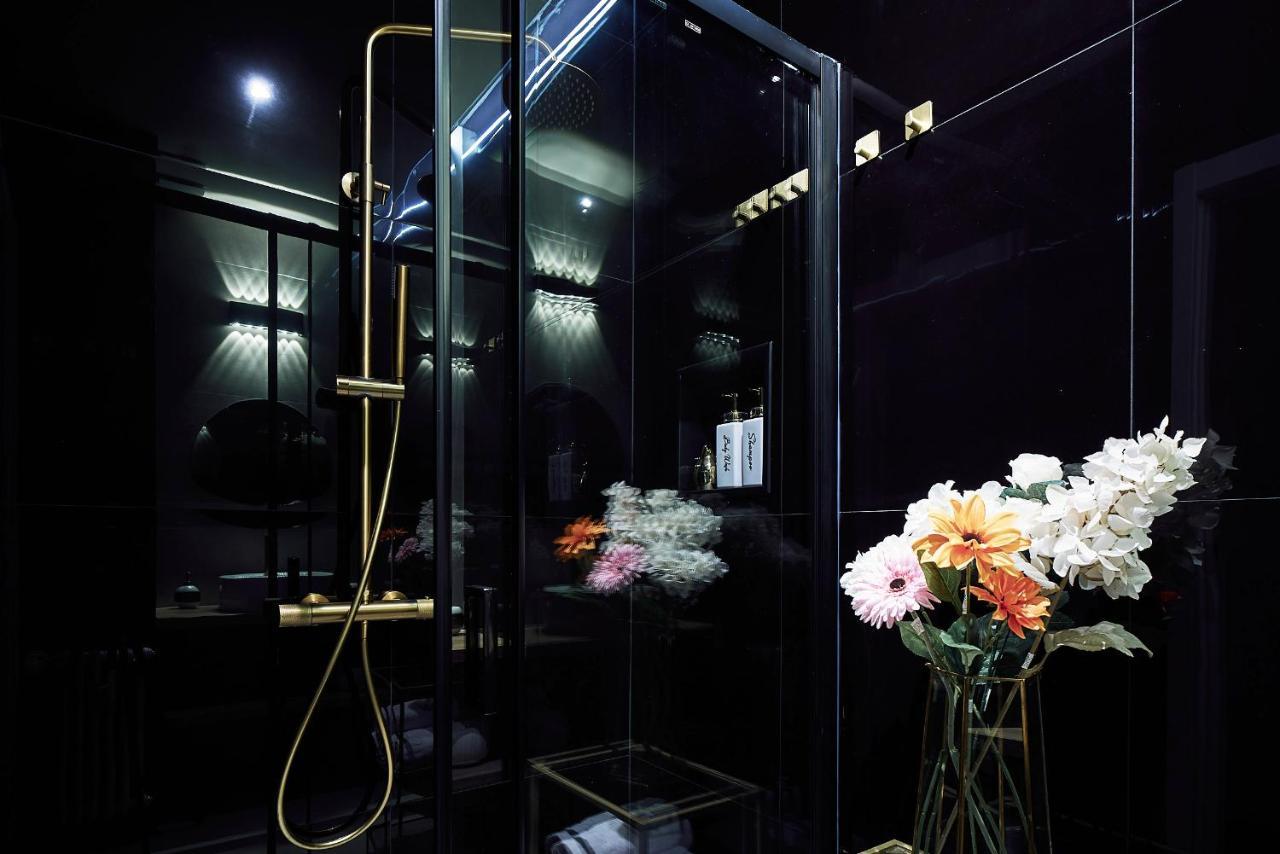Chiclife - Lilienblum Chic Borgo Santa Caterina Apartment Bergamo Ngoại thất bức ảnh